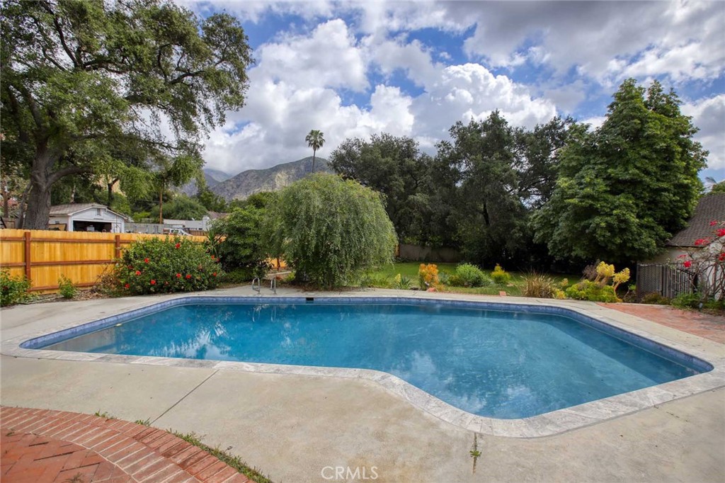 2360 Morslay Road Altadena, CA 91001 - Photo 26 of 44