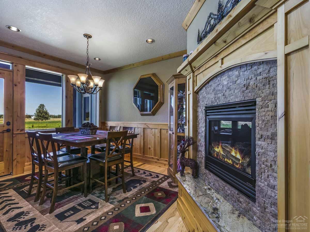 20200 Marsh Road Bend, OR 97703 - Photo 10 of 25 Gallery Image 10