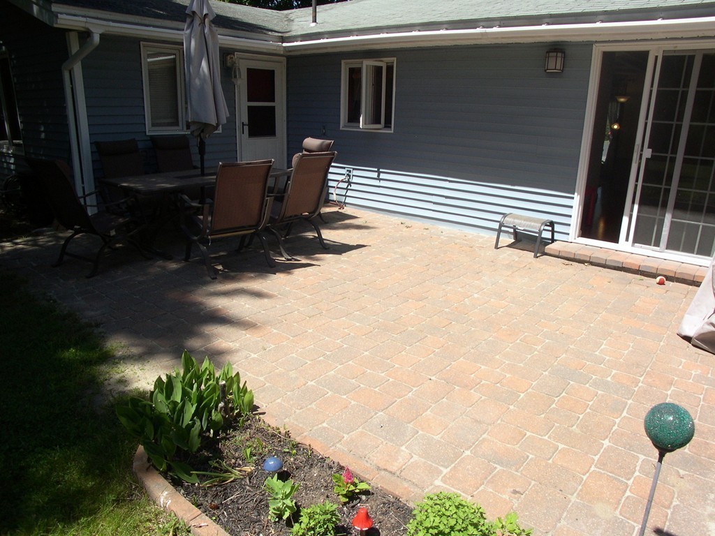 9 Mayflower Road Framingham, MA 01701 - Photo 24 of 30 Gallery Image 24