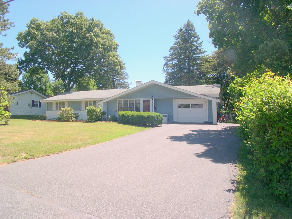 9 Mayflower Road Framingham, MA 01701 - Photo 30 of 30 Gallery Image 30
