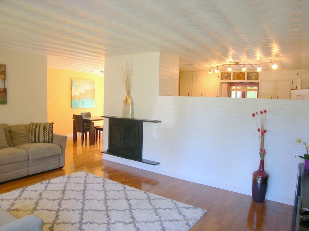 9 Mayflower Road Framingham, MA 01701 - Photo 6 of 30 Gallery Image 6