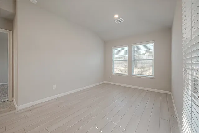 $2,000 | 331 Hbr Frst Lane, Montgomery, TX 77316