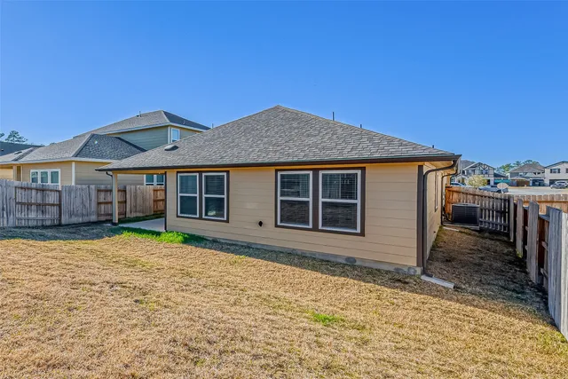 $2,000 | 331 Hbr Frst Lane, Montgomery, TX 77316