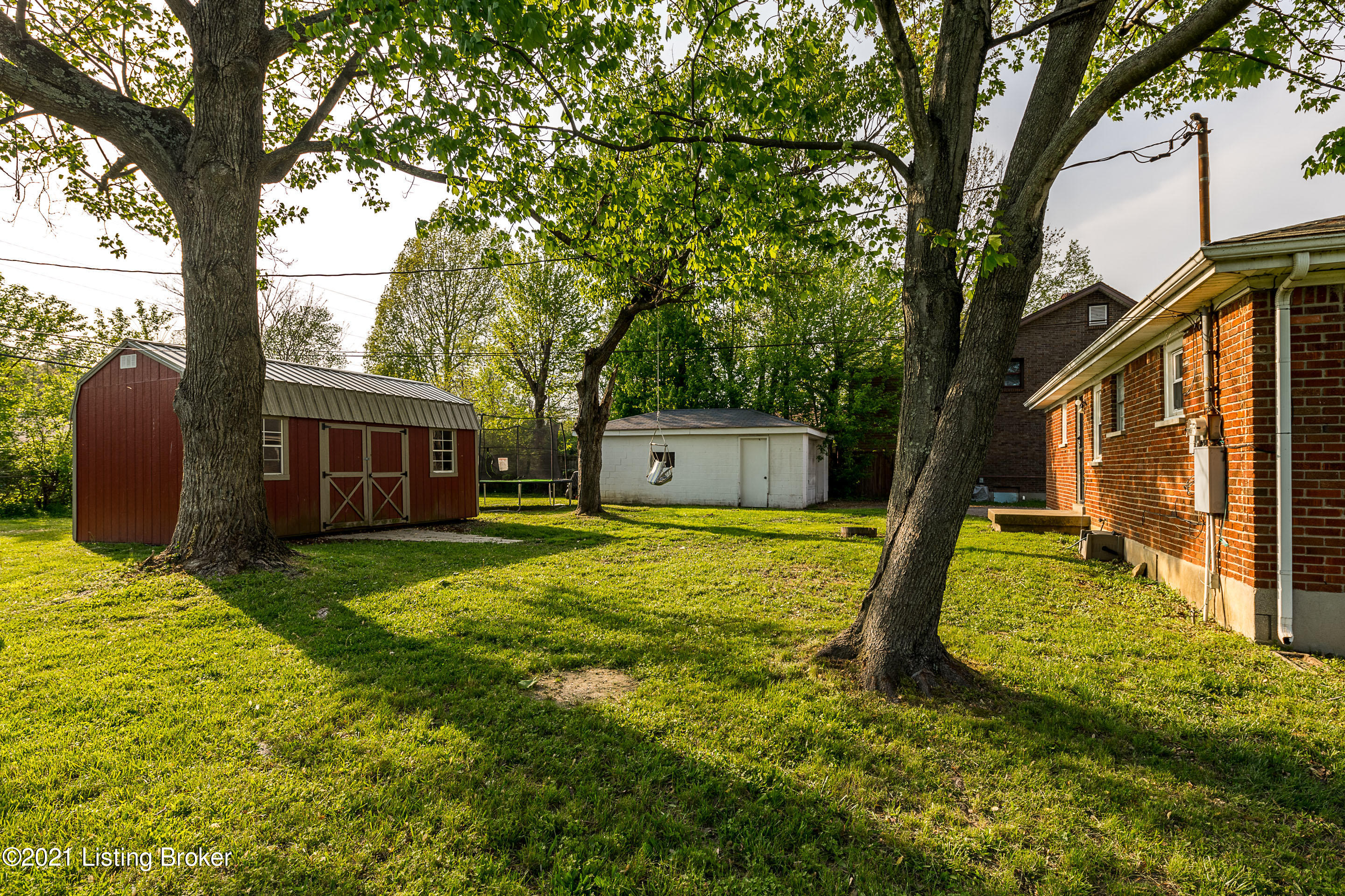 3764 East Blue Lick Road Louisville, KY 40229 - Photo 23 of 26 DHI-23