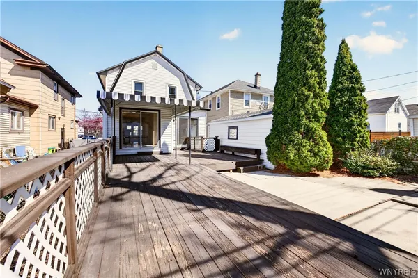 $219,999 | 172 Tremont Avenue, Tonawanda, NY 14217