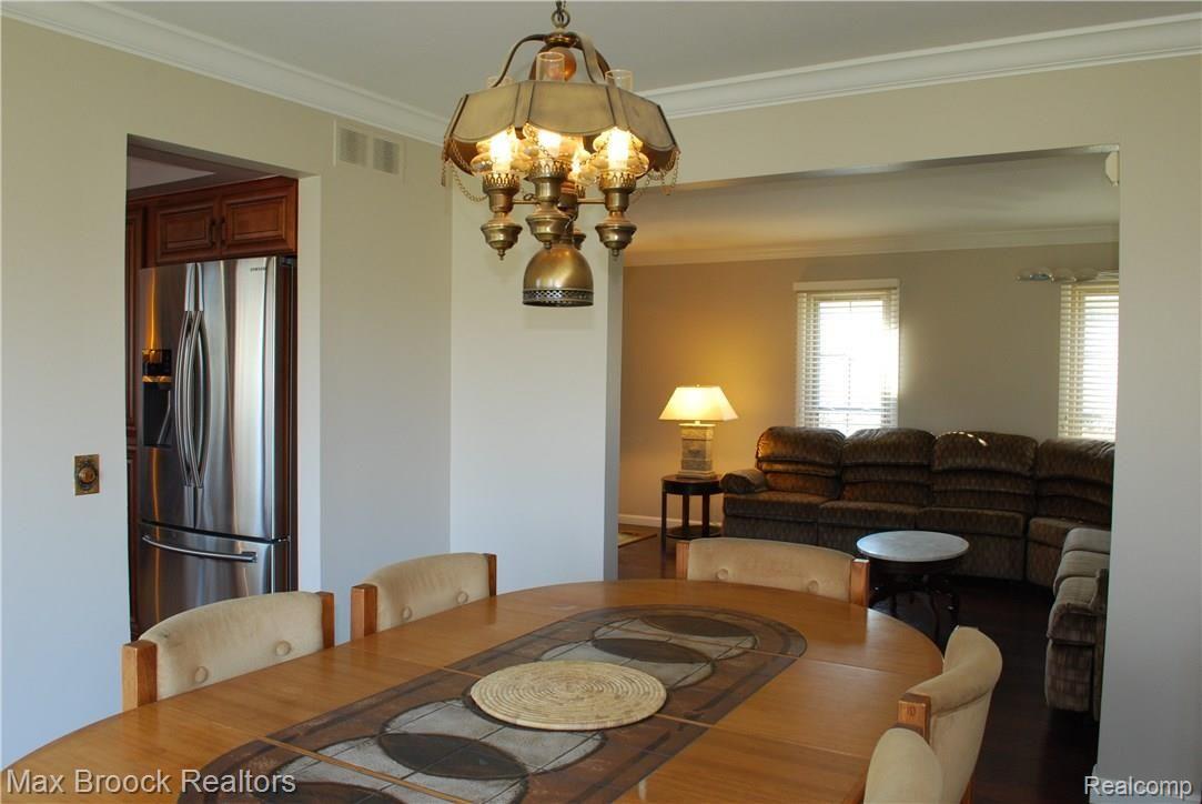 1338 Chestnut Circle Rochester, MI 48309 - Photo 45 of 69 DSC_0142.JPG