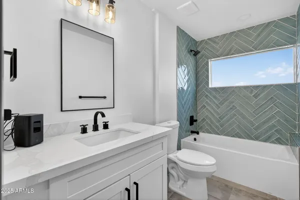 $744,900 | 3241 North 27th Place, Phoenix, AZ 85016