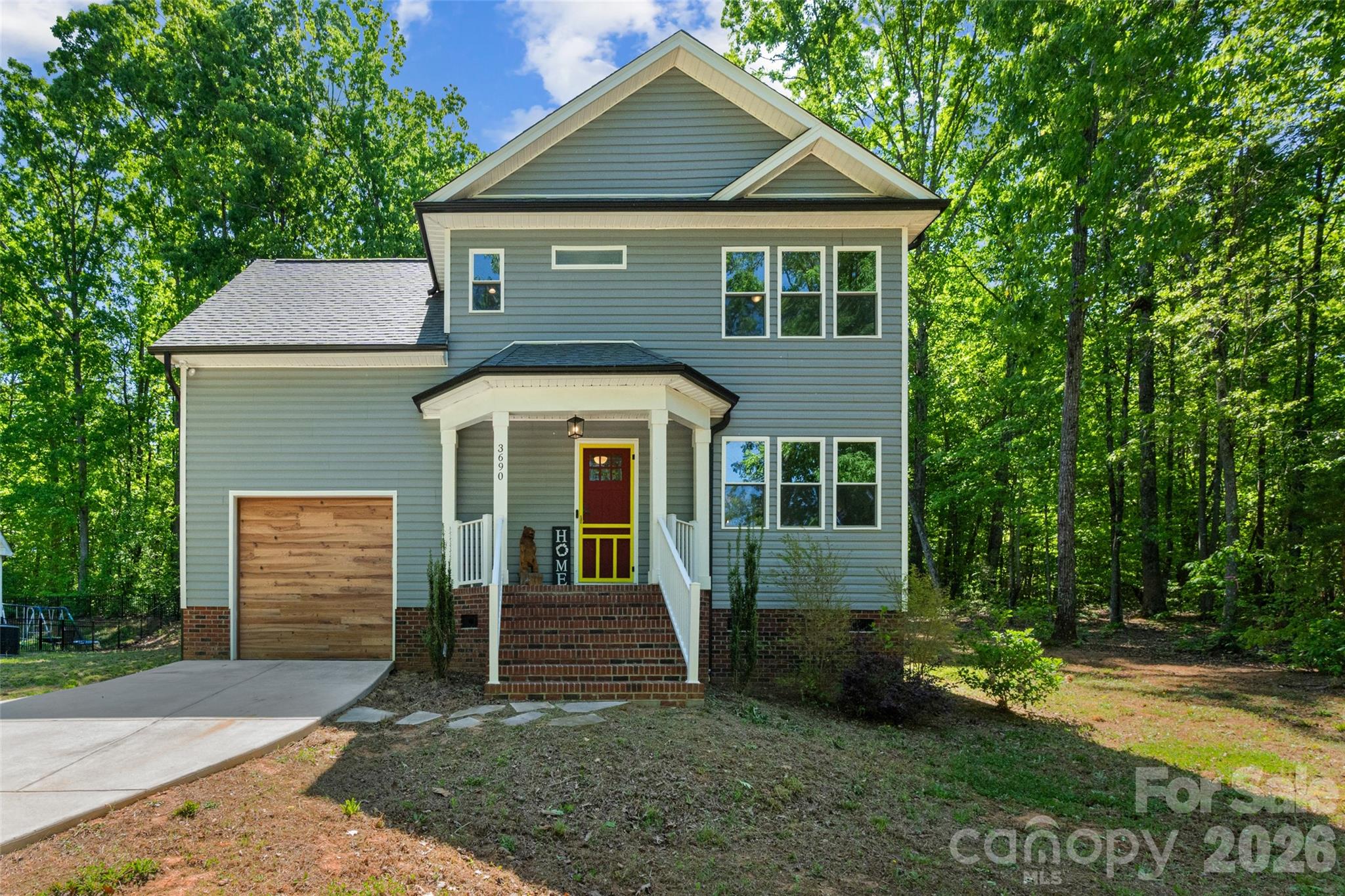 3690 Innes Lane Maiden, NC 28650 - Photo 2 of 34 front view of a house