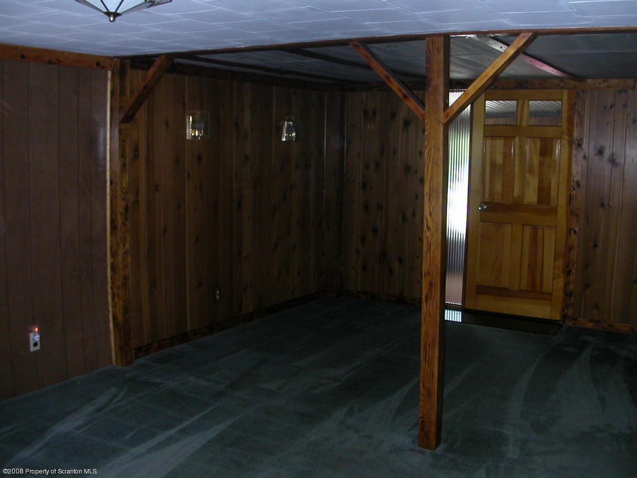 10 Pond Road Moscow, PA 18444 - Photo 7 of 11 a view of a elevator