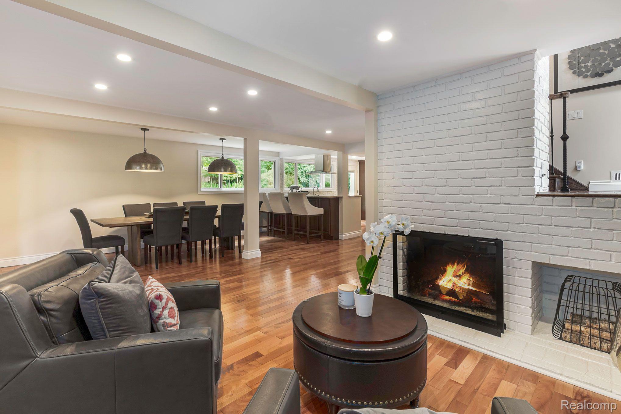29746 Highmeadow Road Farmington, MI 48334 - Photo 13 of 46 Gallery Image 13