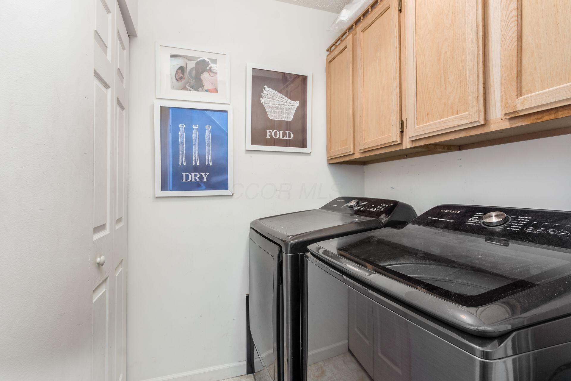 2535 Linbaugh Road Grove City, OH 43123 - Photo 16 of 40 1st Floor Laundry