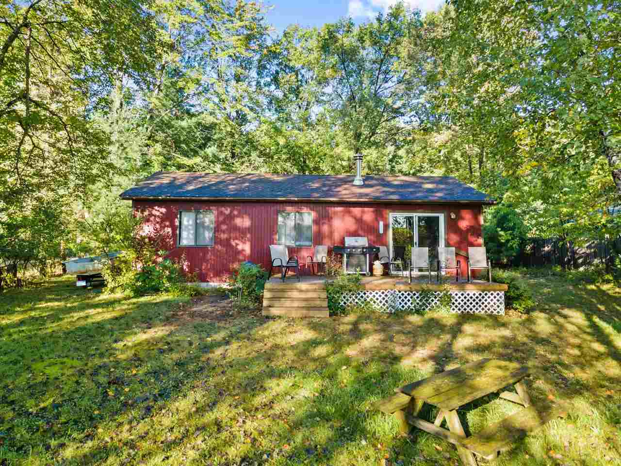 2569 Tonawanda Road Grawn, MI 49637 - Photo 3 of 25 1893434-2.JPG