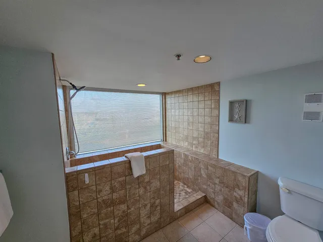 $525,000 | 9820 Queensway Boulevard, Unit 1202, Myrtle Beach, SC 29572