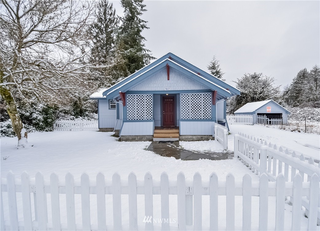 812 Fruitdale Road Sedro-Woolley, WA 98284 - Photo 1 of 17 Gallery Image 1