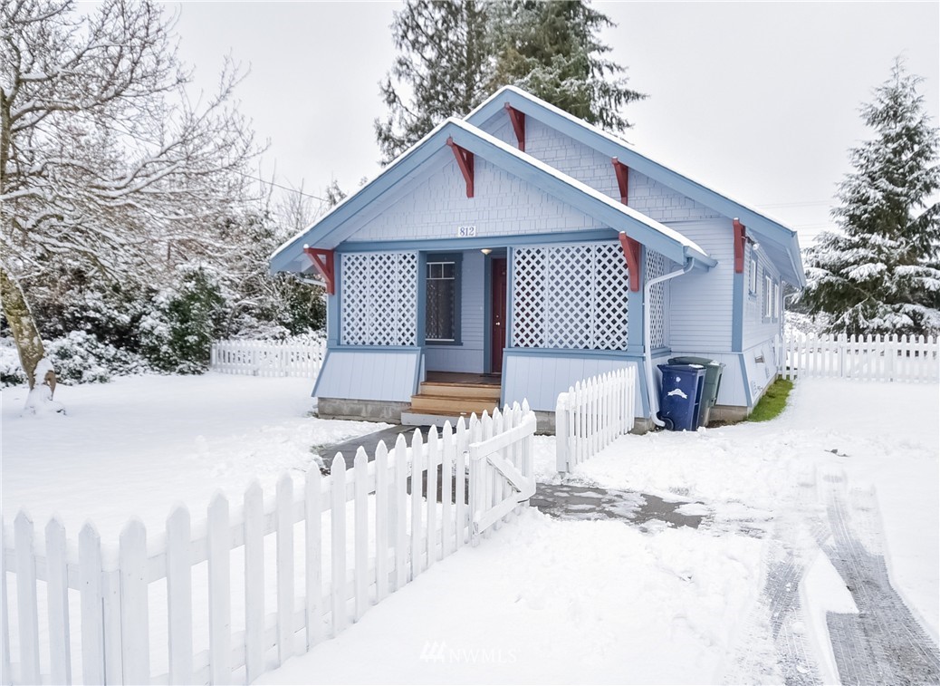 812 Fruitdale Road Sedro-Woolley, WA 98284 - Photo 2 of 17 Gallery Image 2