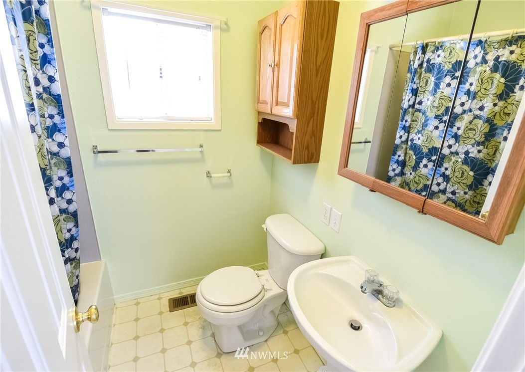 812 Fruitdale Road Sedro-Woolley, WA 98284 - Photo 15 of 17 Gallery Image 15