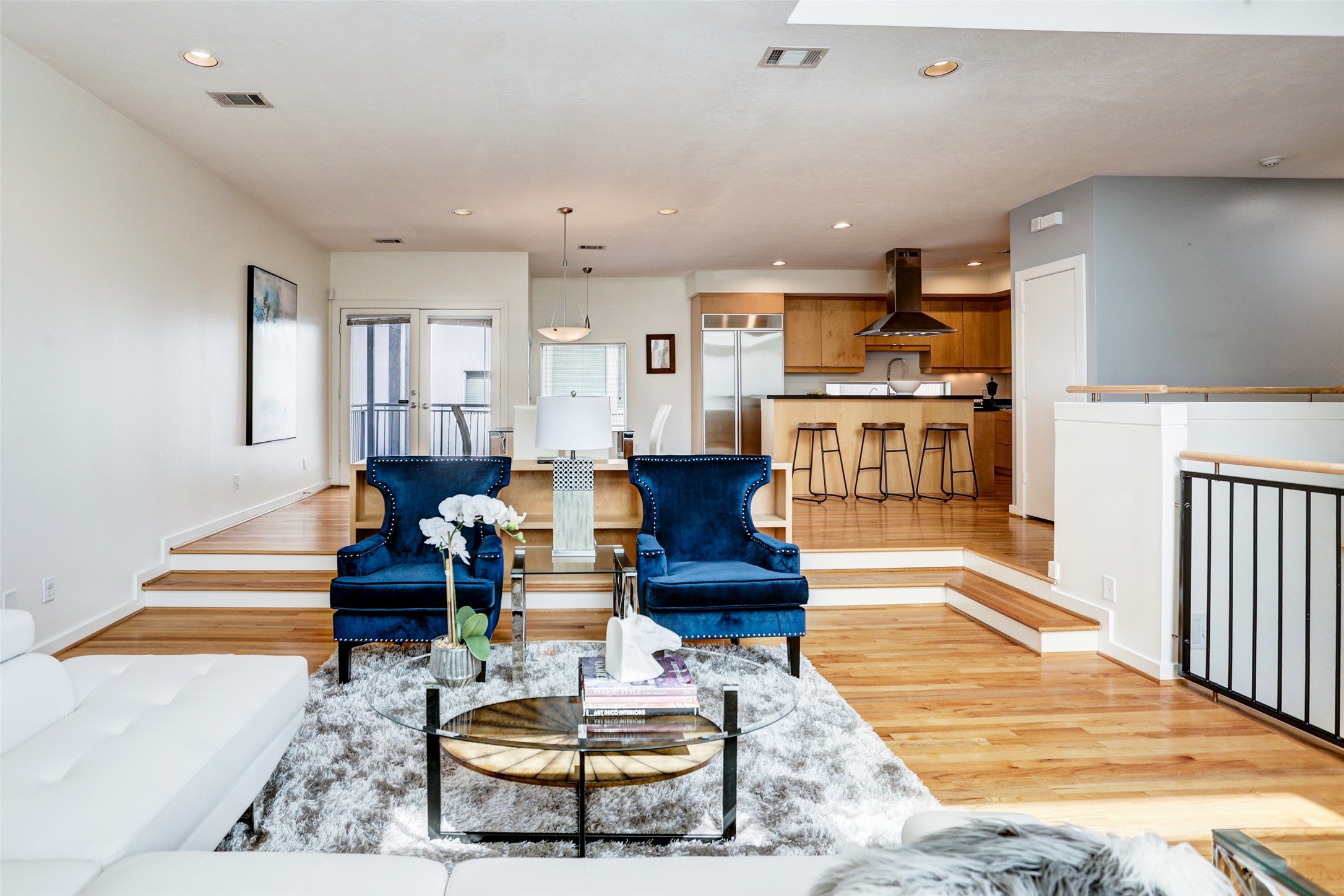 5443 Rose Street Houston, TX 77007 - Photo 7 of 32 a living room with furniture and wooden floor