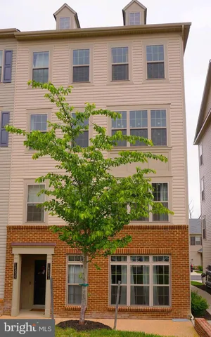 $2,600 | 14831 Chrysler Court, Woodbridge, VA 22193