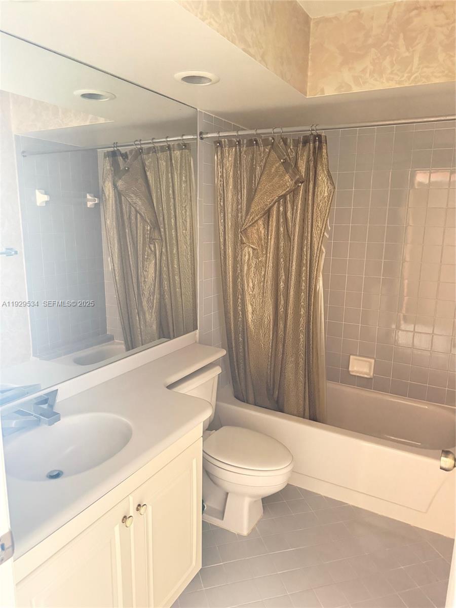 8582 Jared Way Boca Raton, FL 33433 - Photo 11 of 19