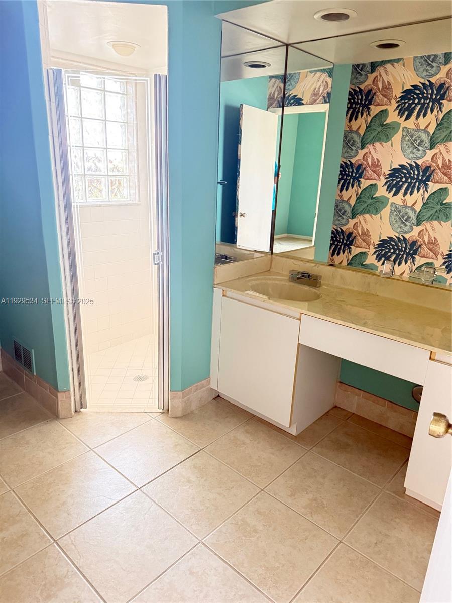 8582 Jared Way Boca Raton, FL 33433 - Photo 14 of 19