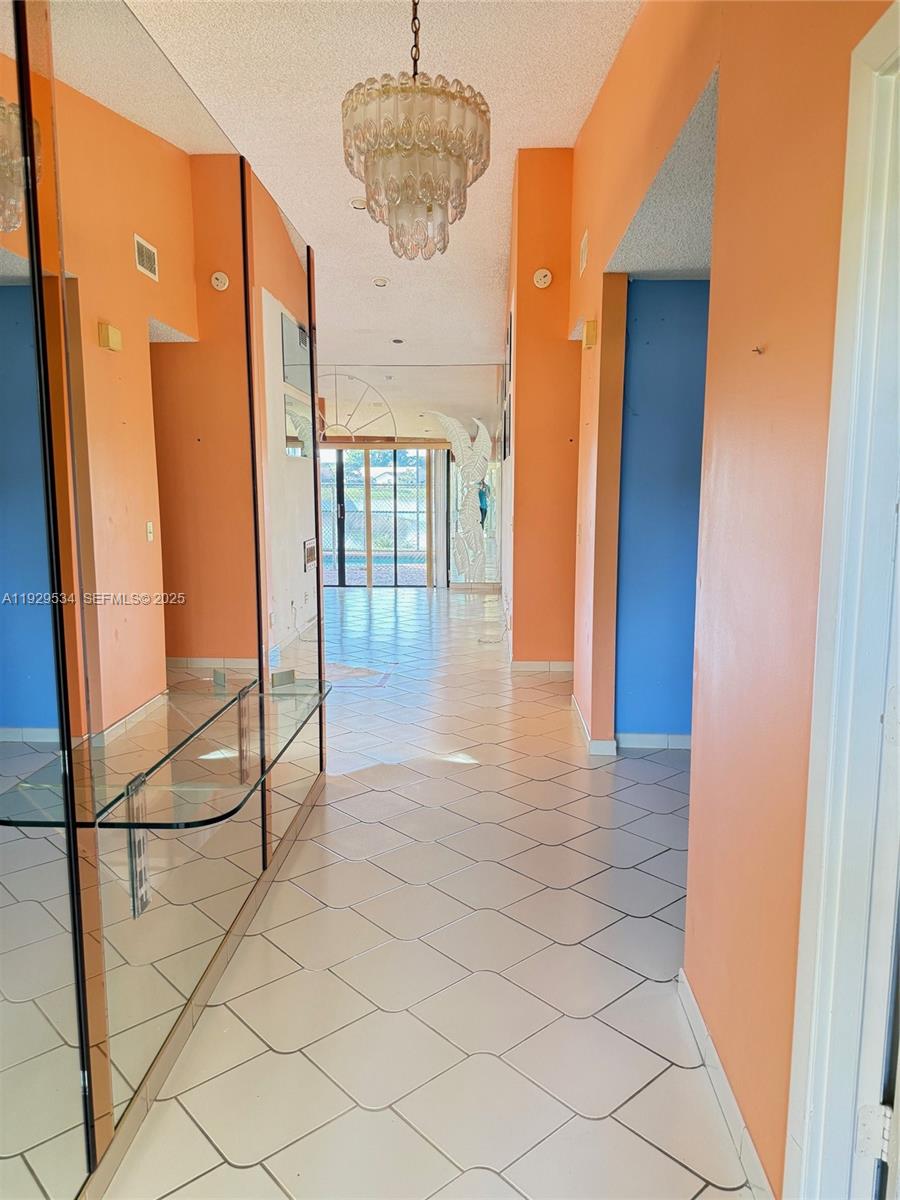 8582 Jared Way Boca Raton, FL 33433 - Photo 3 of 19