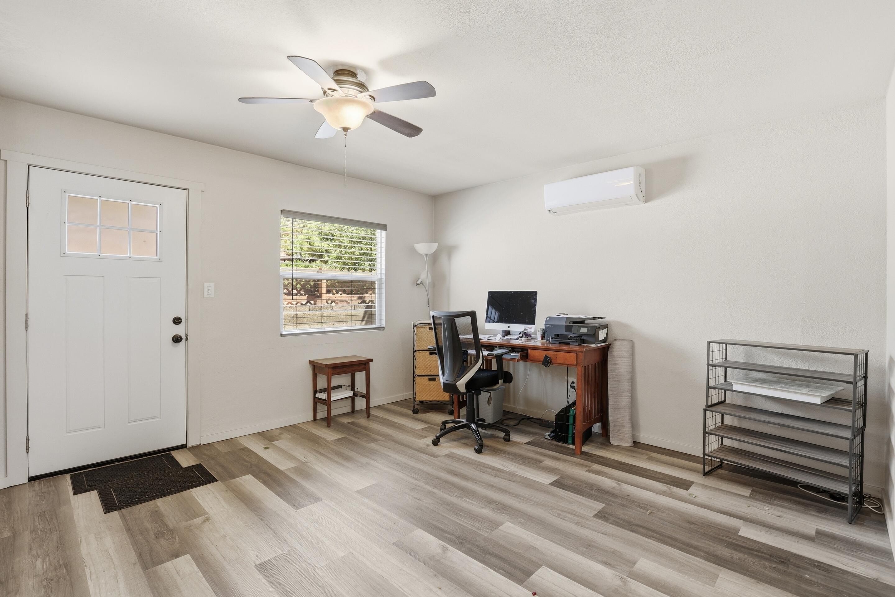 407 West Frontier Street Payson, AZ 85541 - Photo 22 of 33 Guest House Living Area (2)