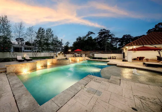 $6,695,000 | 9105 Memorial Drive, Houston, TX 77024