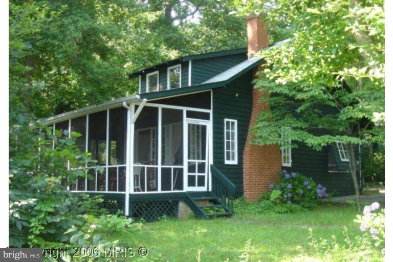 835 Robin Hood Road Annapolis, MD 21405 - Photo 1 of 1 Exterior (Main)
