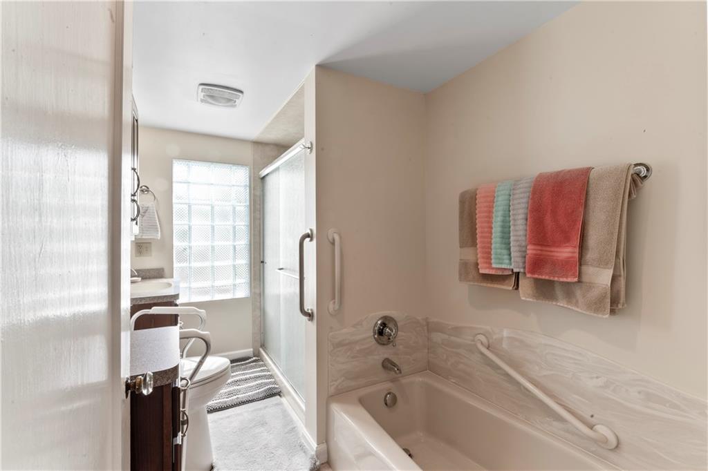219 Fairview Road Midland, PA 15059 - Photo 17 of 37 Gallery Image 17