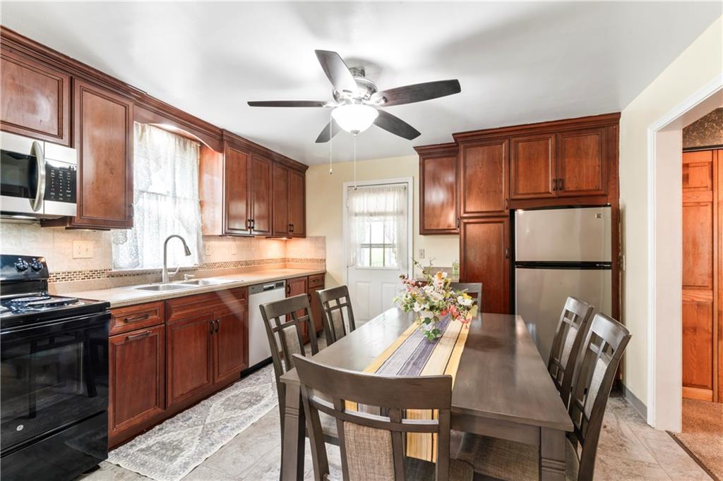 219 Fairview Road Midland, PA 15059 - Photo 3 of 37 Gallery Image 3