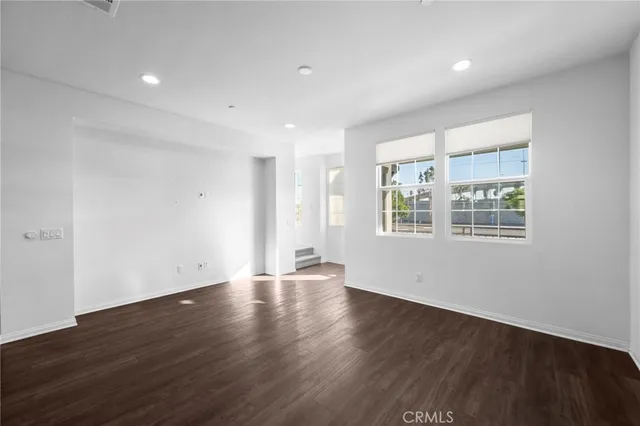 $4,500 | 8887 Orangethorpe Avenue, Buena Park, CA 90621