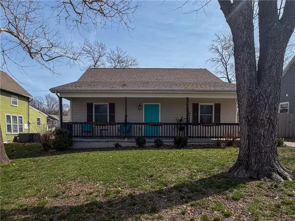 $235,000 | 727 North Main Street, Ottawa, KS 66067