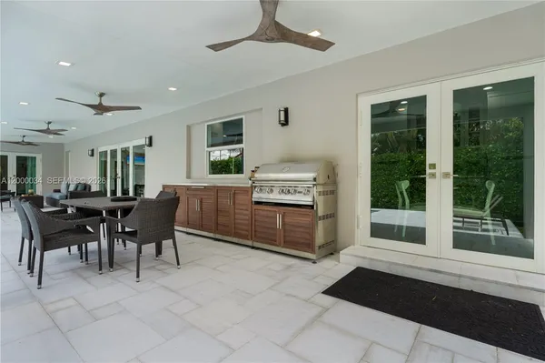 $1,800,000 | 9511 Southwest 93rd Street, Miami, FL 33176