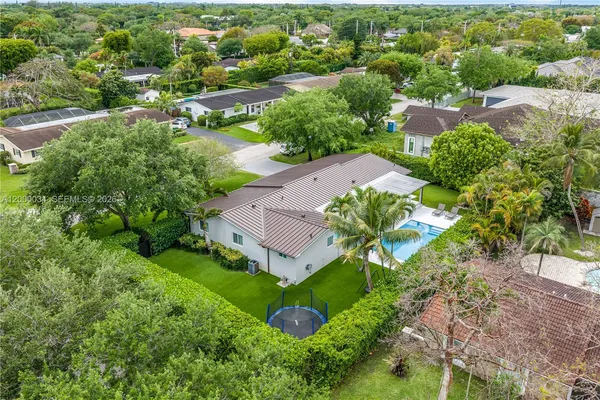 $1,800,000 | 9511 Southwest 93rd Street, Miami, FL 33176