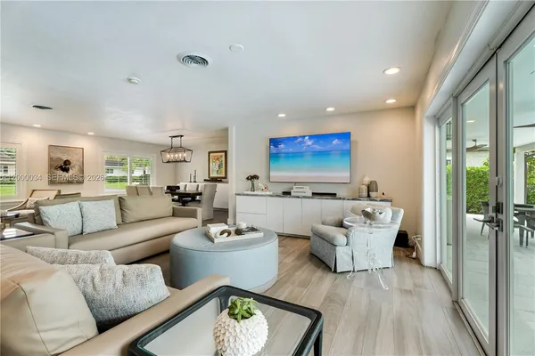 $1,800,000 | 9511 Southwest 93rd Street, Miami, FL 33176