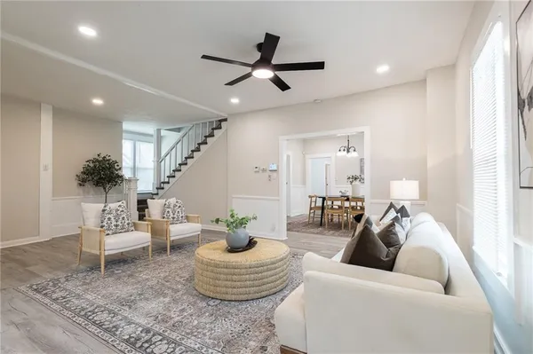 $274,900 | 315 South Osage Street, Buckner, MO 64016