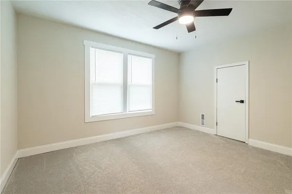 $274,900 | 315 South Osage Street, Buckner, MO 64016