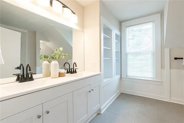 $274,900 | 315 South Osage Street, Buckner, MO 64016