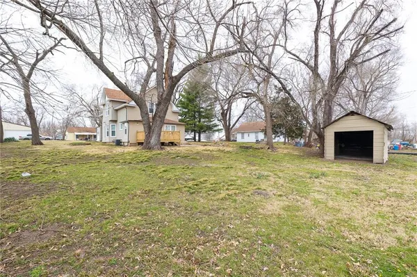 $274,900 | 315 South Osage Street, Buckner, MO 64016