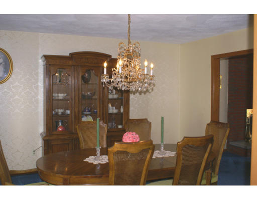 15 Coolidge Road Winchester, MA 01890 - Photo 3 of 6