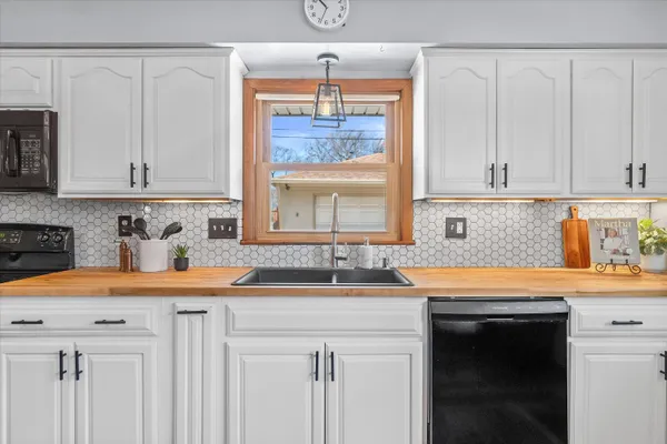 $349,000 | 9714 West Arthur Avenue, West Allis, WI 53227