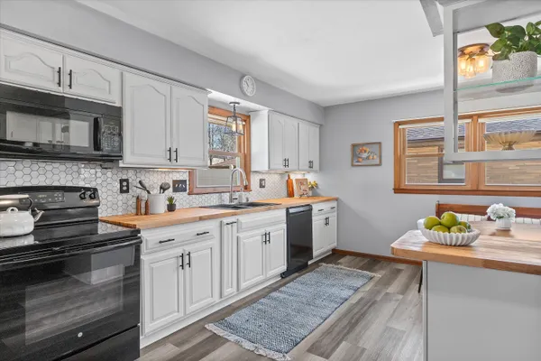 $349,000 | 9714 West Arthur Avenue, West Allis, WI 53227