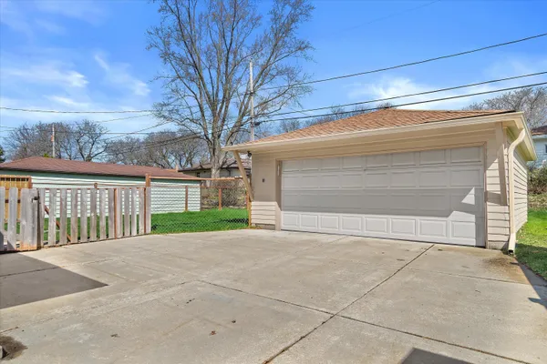 $349,000 | 9714 West Arthur Avenue, West Allis, WI 53227
