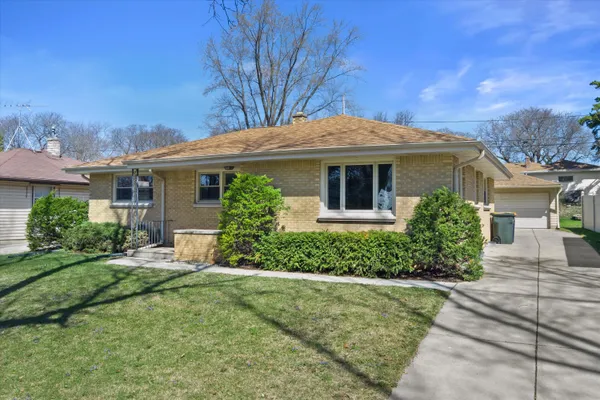 $349,000 | 9714 West Arthur Avenue, West Allis, WI 53227
