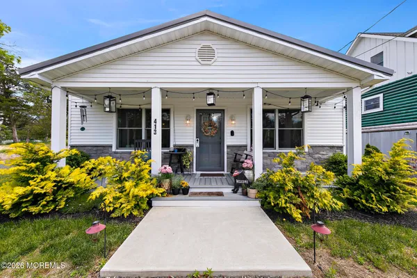 $549,900 | 413 South Green Street, Tuckerton, NJ 08087