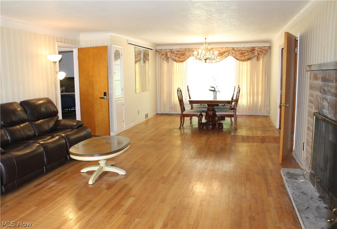 15781 Cleviden Road Cleveland, OH 44112 - Photo 2 of 35 Gallery Image 2