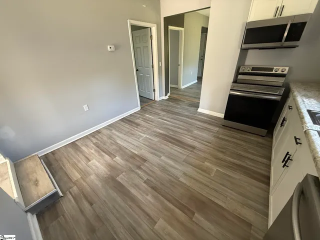 $126,900 | 236 Blakelyville Road, Clinton, SC 29325