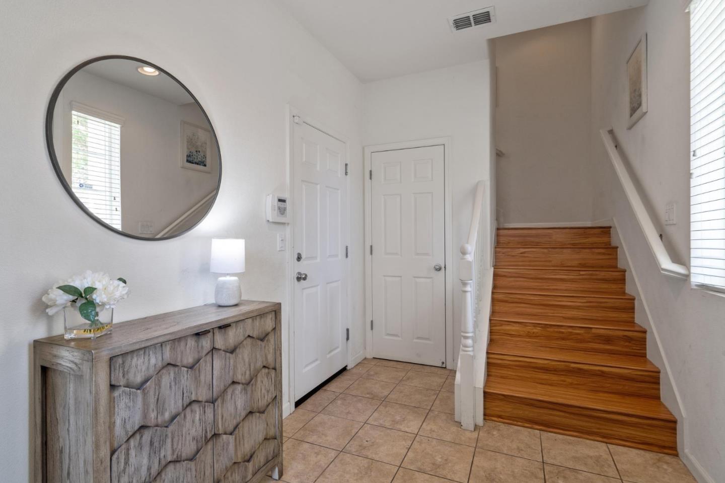 650 Macabee Way Hayward, CA 94541 - Photo 10 of 73