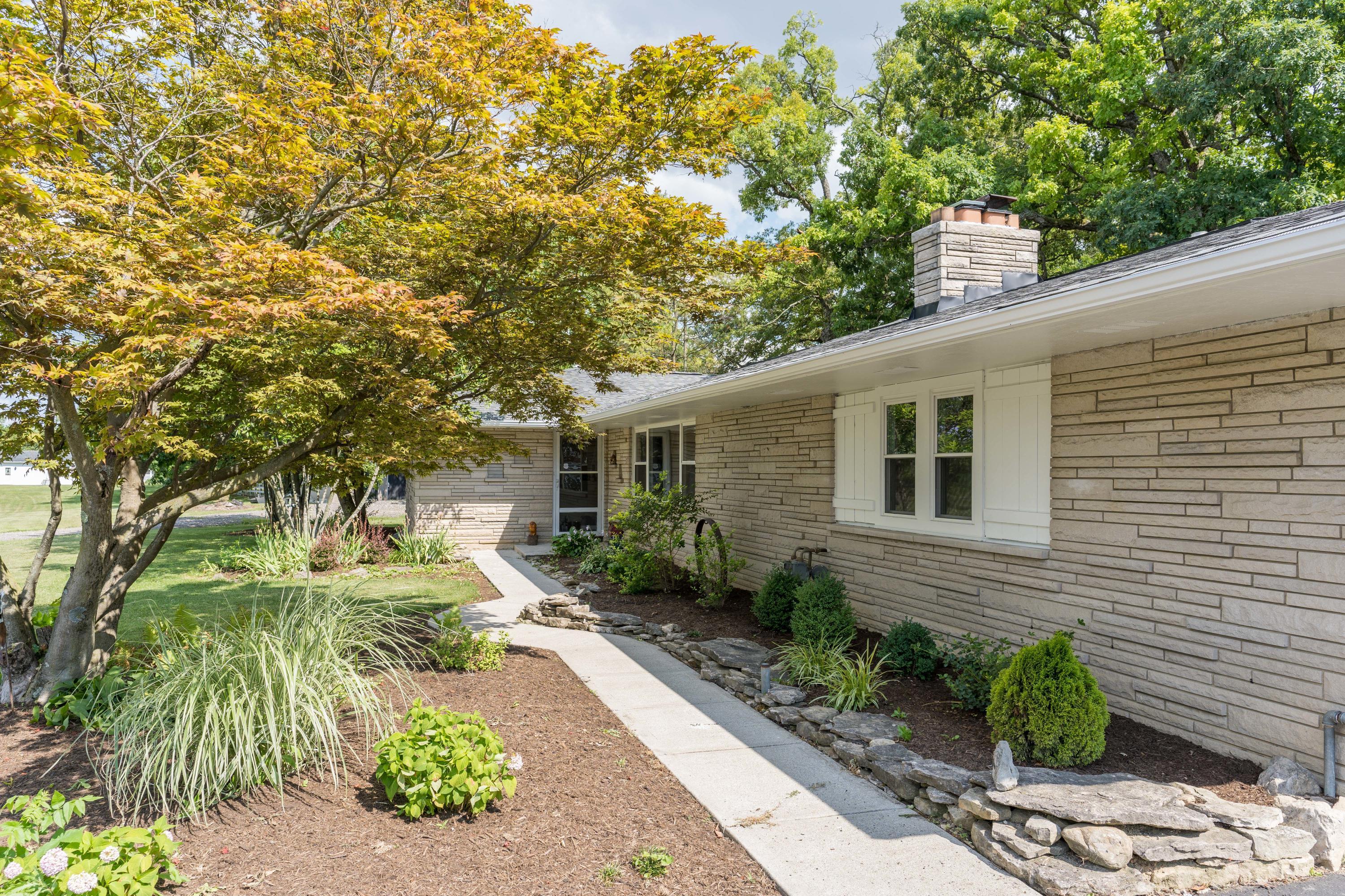 3101 Alkire Road Grove City, OH 43123 - Photo 2 of 33