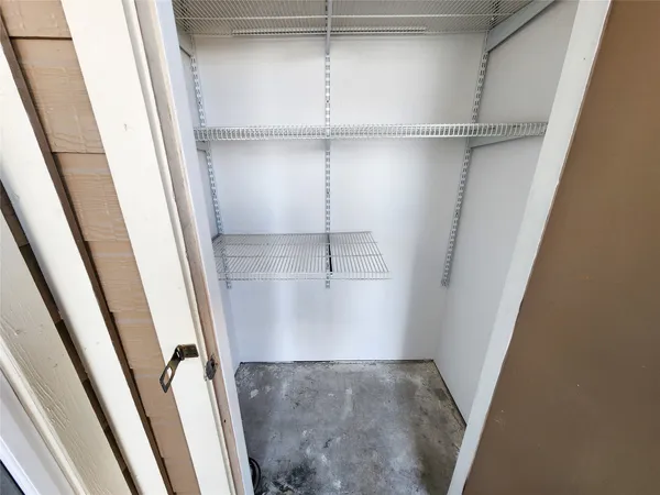 $1,500 | 1860 White Oak Drive, Unit 236, Houston, TX 77009